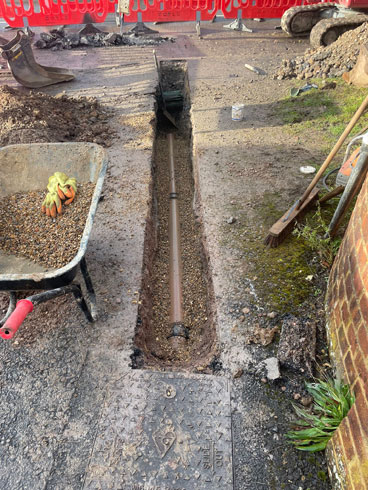 Sewage Connection Winchester Hampshire - blocked drains treatment plant installation soakaways cctv Haslemere Petersfield Winchester Alton