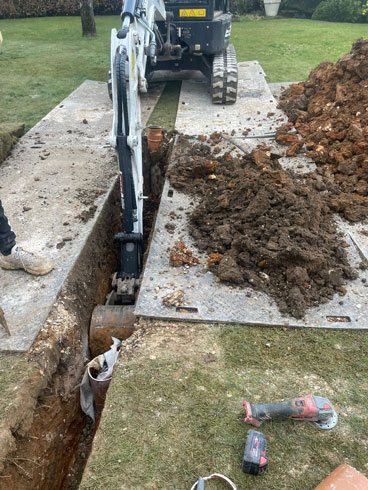 Sewage Treatment Plant Alton - blocked drains treatment plants septic tanks installation soakaways cctv Petersfield Winchester Alton