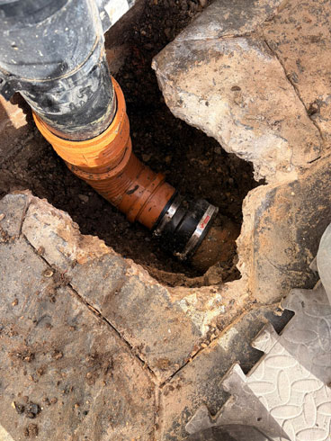 Drain Repairs Reading Berkshire - blocked drains treatment plant installation soakaways cctv Haslemere Petersfield Winchester Alton