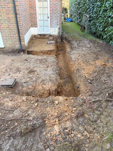 Groundwork Project Churt Surrey - blocked drains treatment plant installation soakaways cctv Haslemere Petersfield Winchester Alton