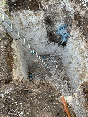 Sewage Treatment Plant Four Marks - blocked drains treatment plants septic tanks installation soakaways cctv Petersfield Winchester Alton