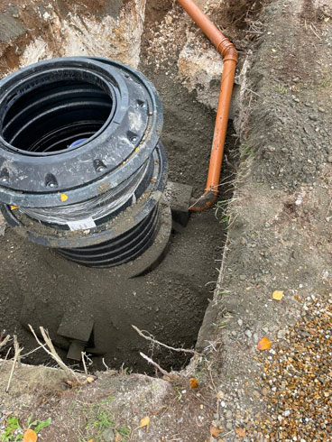 Sewage Treatment Plant Four Marks - blocked drains treatment plants septic tanks installation soakaways cctv Petersfield Winchester Alton