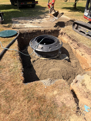 Sewage Treatment Plant Esher - blocked drains treatment plants septic tanks installation soakaways cctv Petersfield Winchester Alton